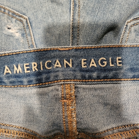 American Eagle Mom Jeans Sz 6 Distressed AE Ripped Knees - Picture 5 of 6